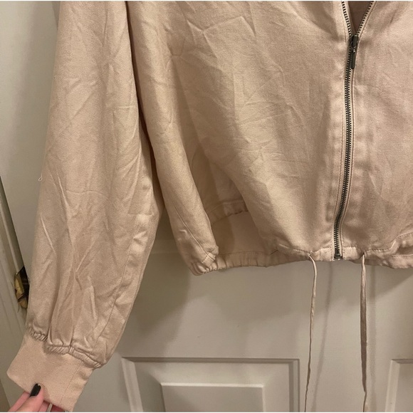 Melrose and Market tan bomber jacket - Picture 3 of 4